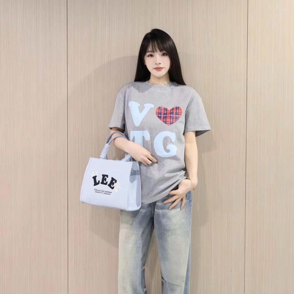 Lee Academy Toteins