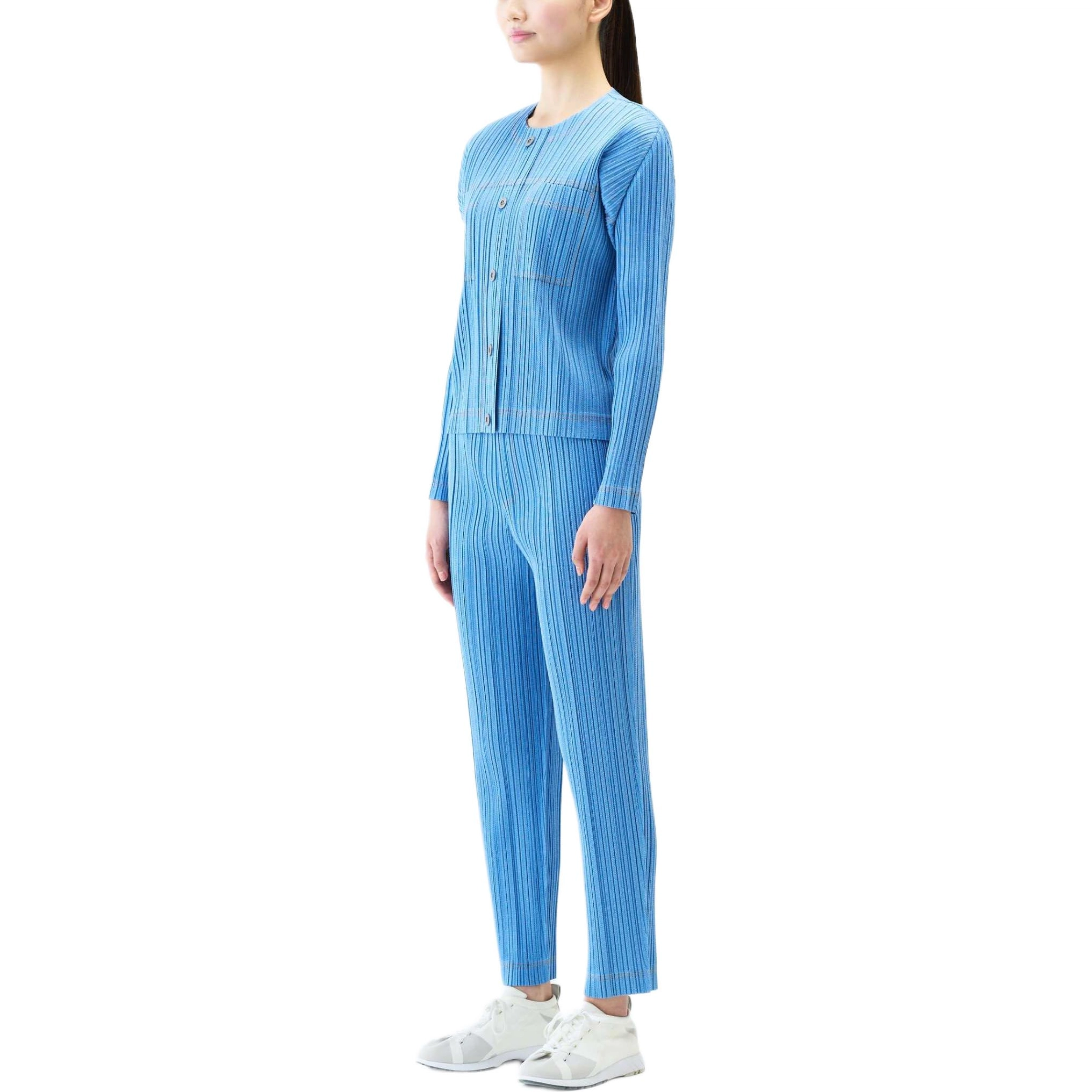 PLEATS PLEASE ISSEY MIYAKE