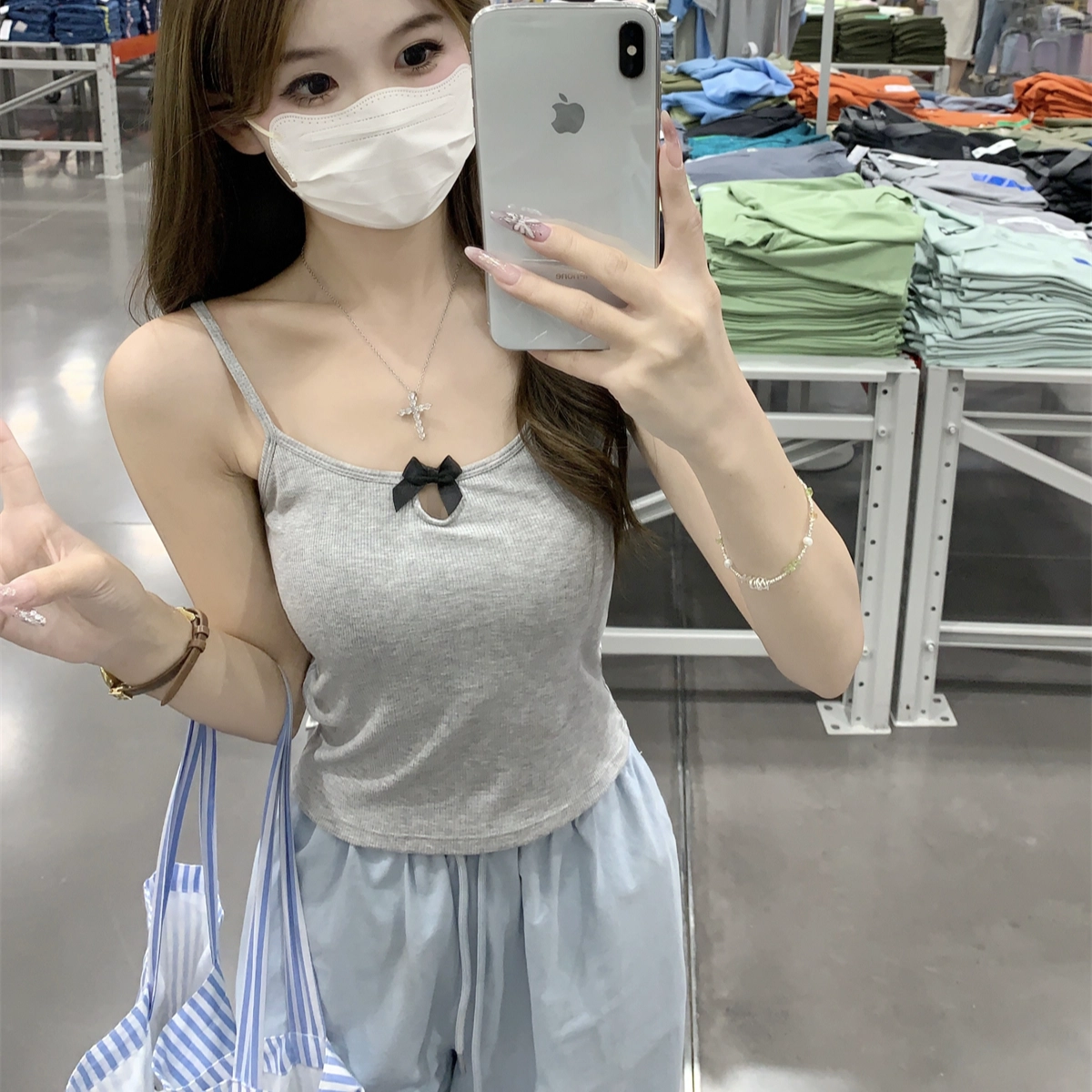 水中花 秋季韩系修身镂空蝴蝶结含胸垫短款百搭背心吊带 女款