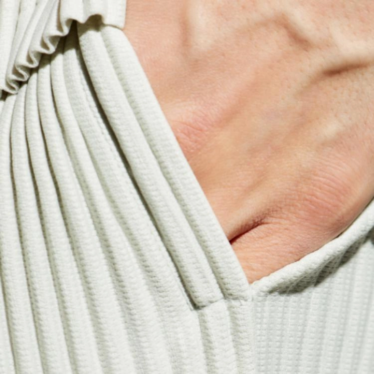 Homme Pliss Issey Miyake