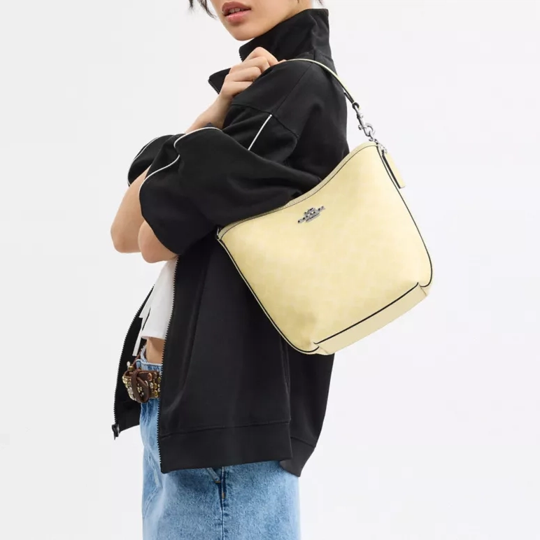 COACH City 17