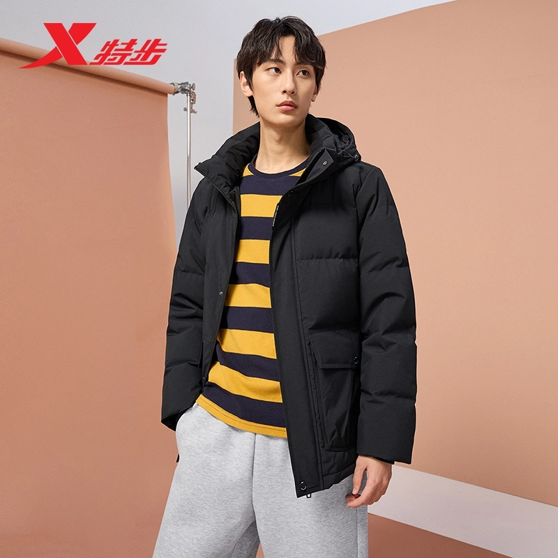 特步 都市系列 运动休闲简约连帽纯色拉链羽绒服 男款 深军绿