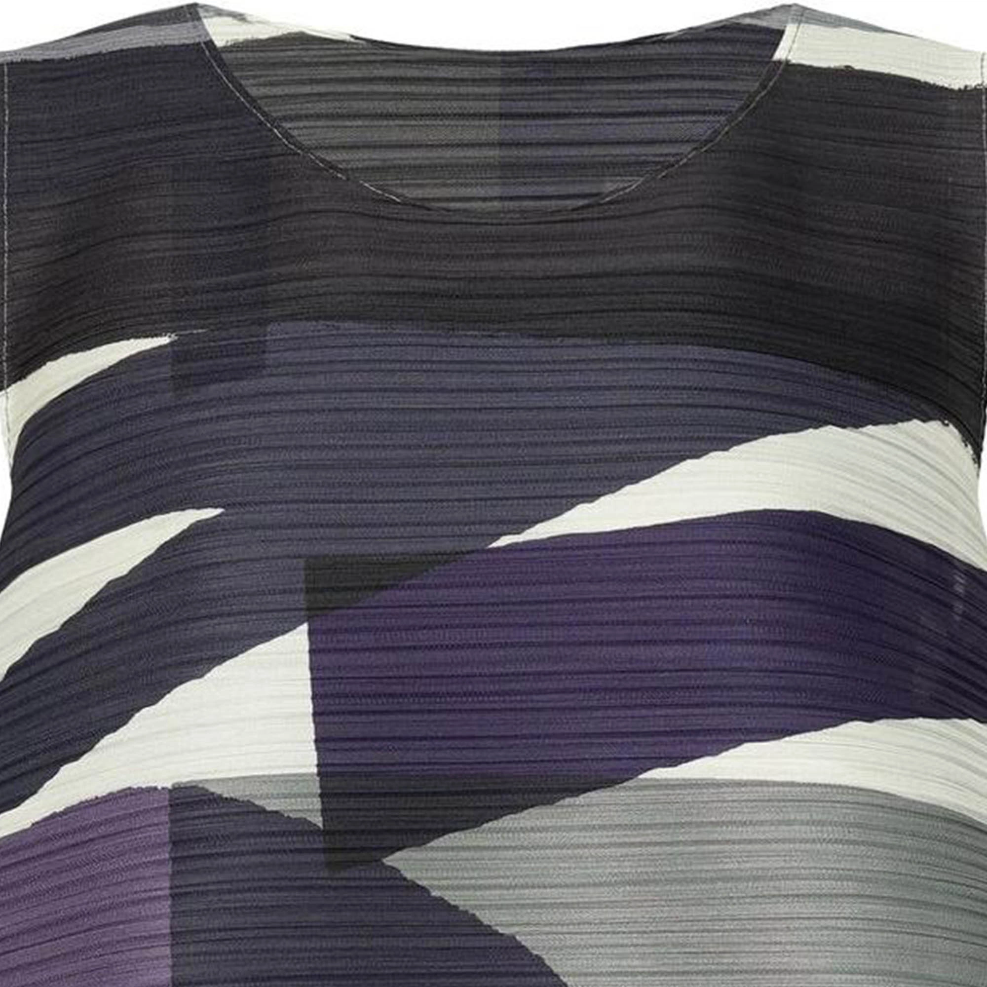 PLEATS PLEASE ISSEY MIYAKE SS23 T