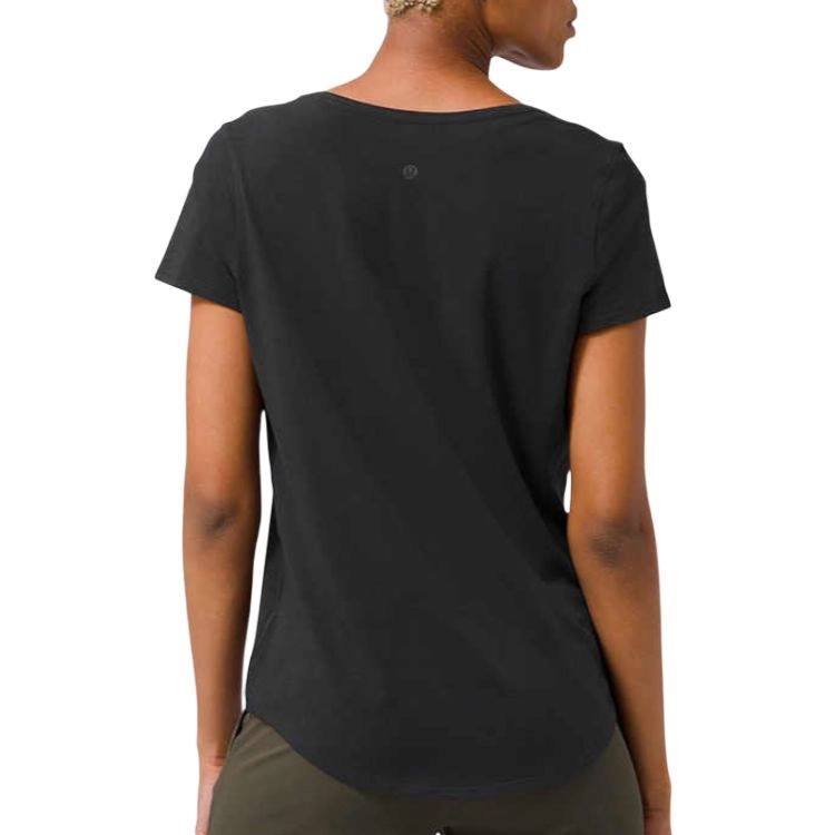 lululemon Love T