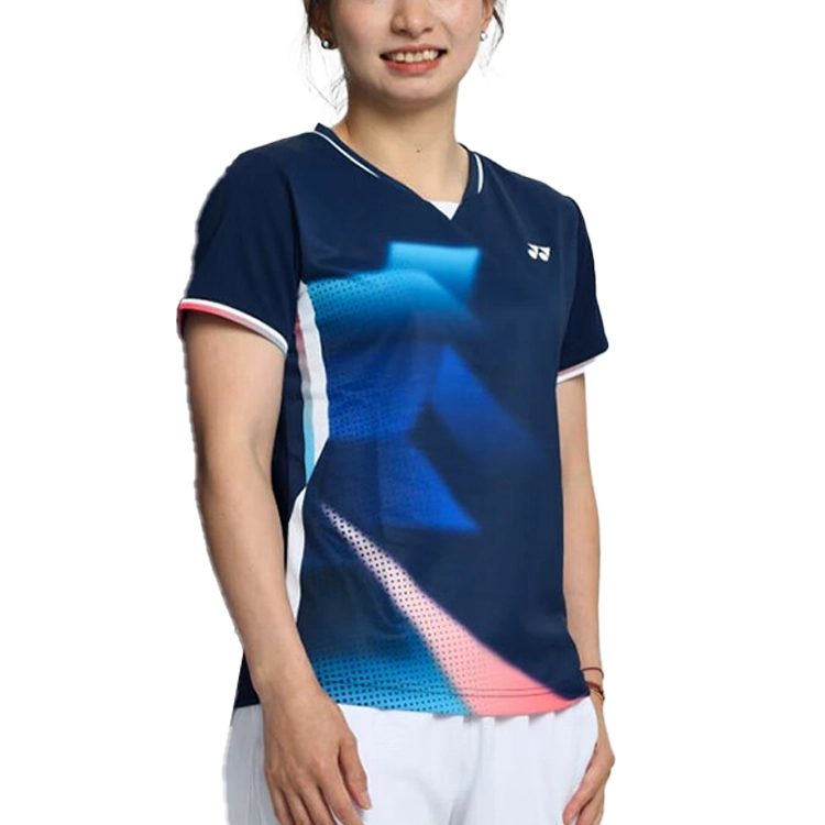 YONEX