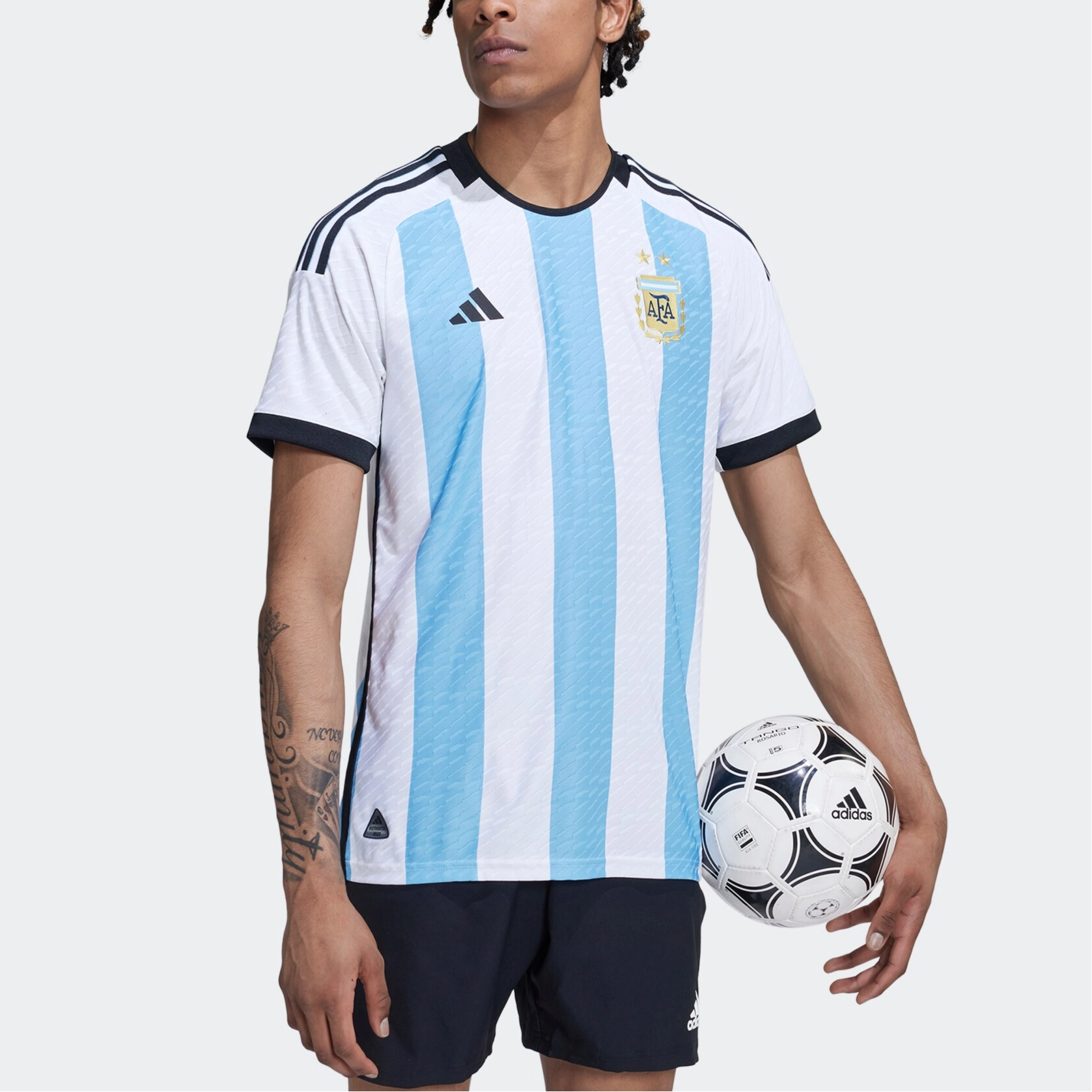 adidas 2022 Logo AU T