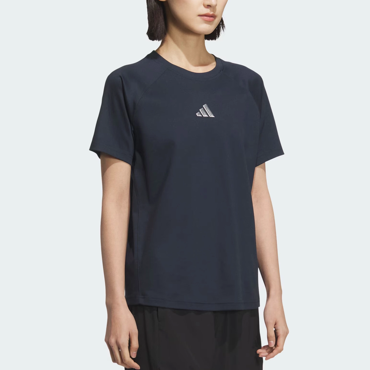 adidas MUST HAVES logo SS25T