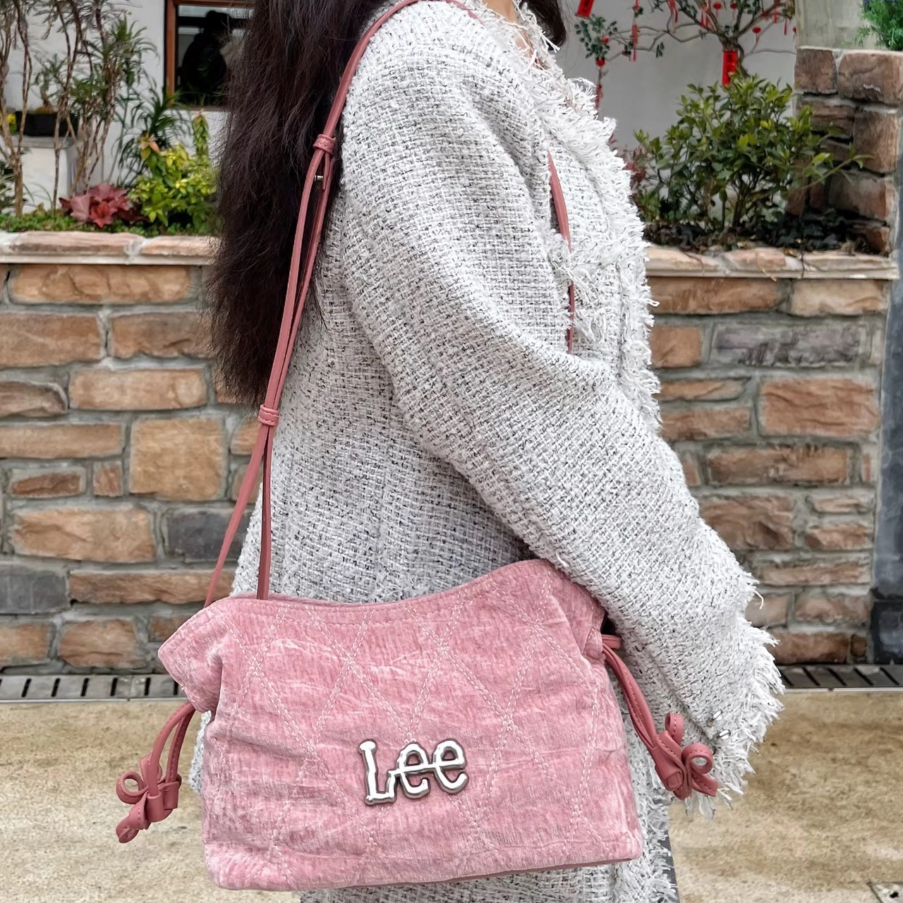 Lee