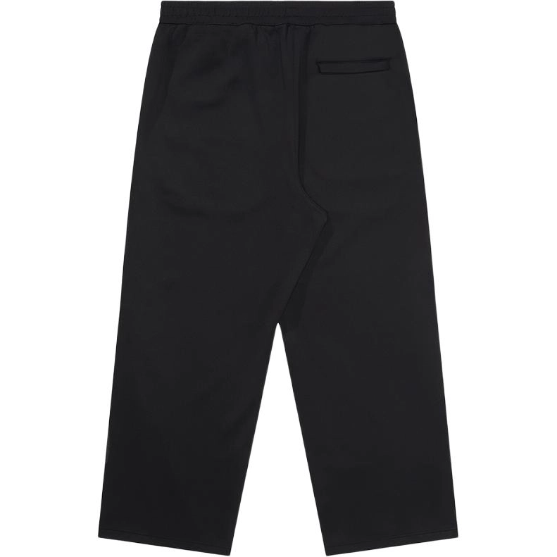 UNDEFEATED FW25