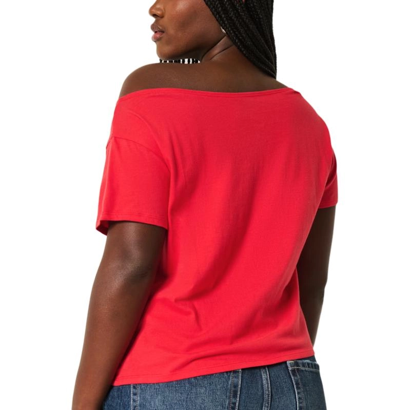 Hollister T