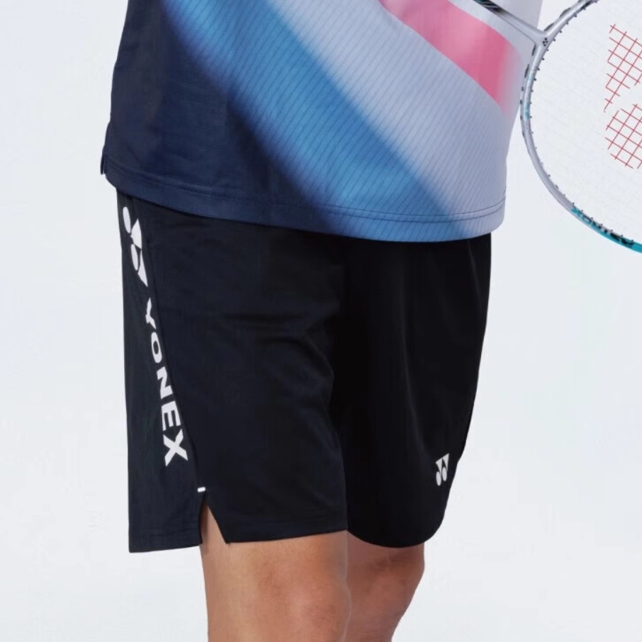 YONEX