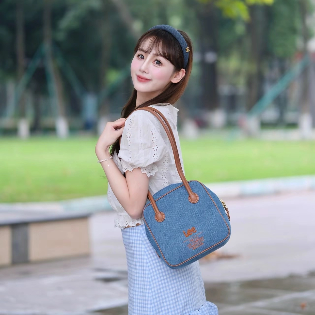 Lee