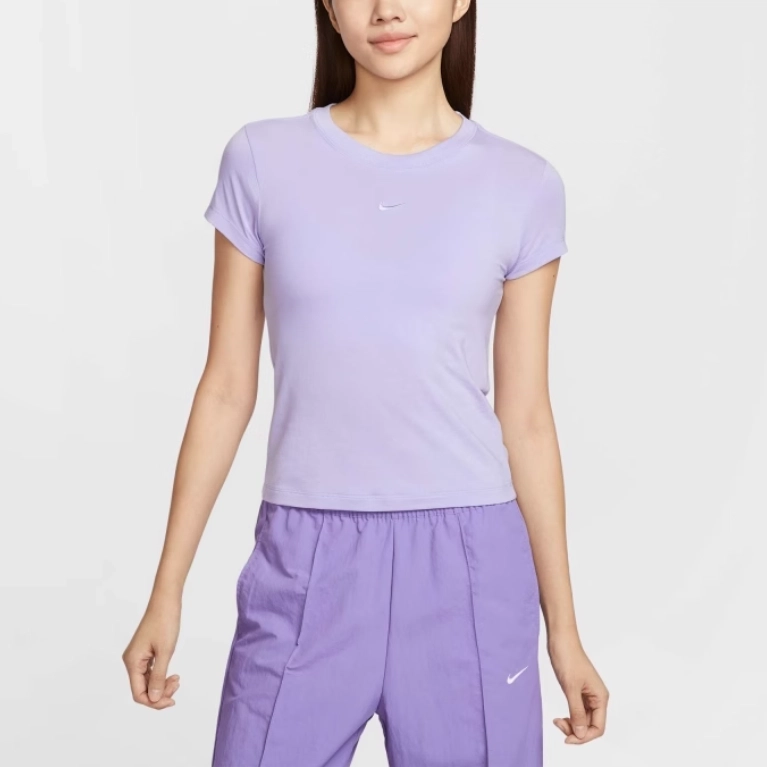 Nike AS W NSW NK CHLL KNT MD CRP logo T