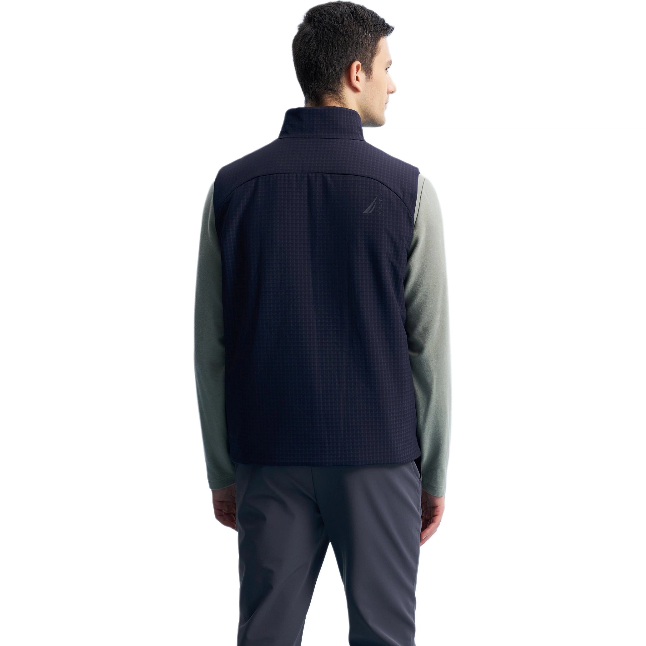 NAUTICA