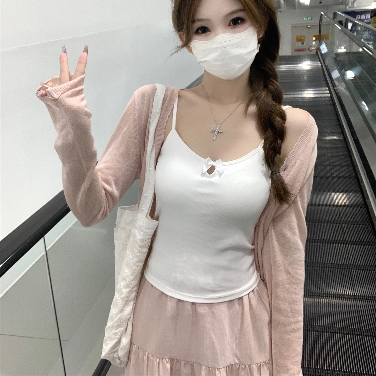 水中花 秋季韩系修身镂空蝴蝶结含胸垫短款百搭背心吊带 女款