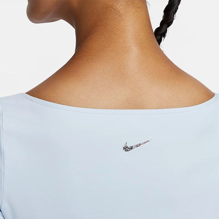 Nike YOGA T