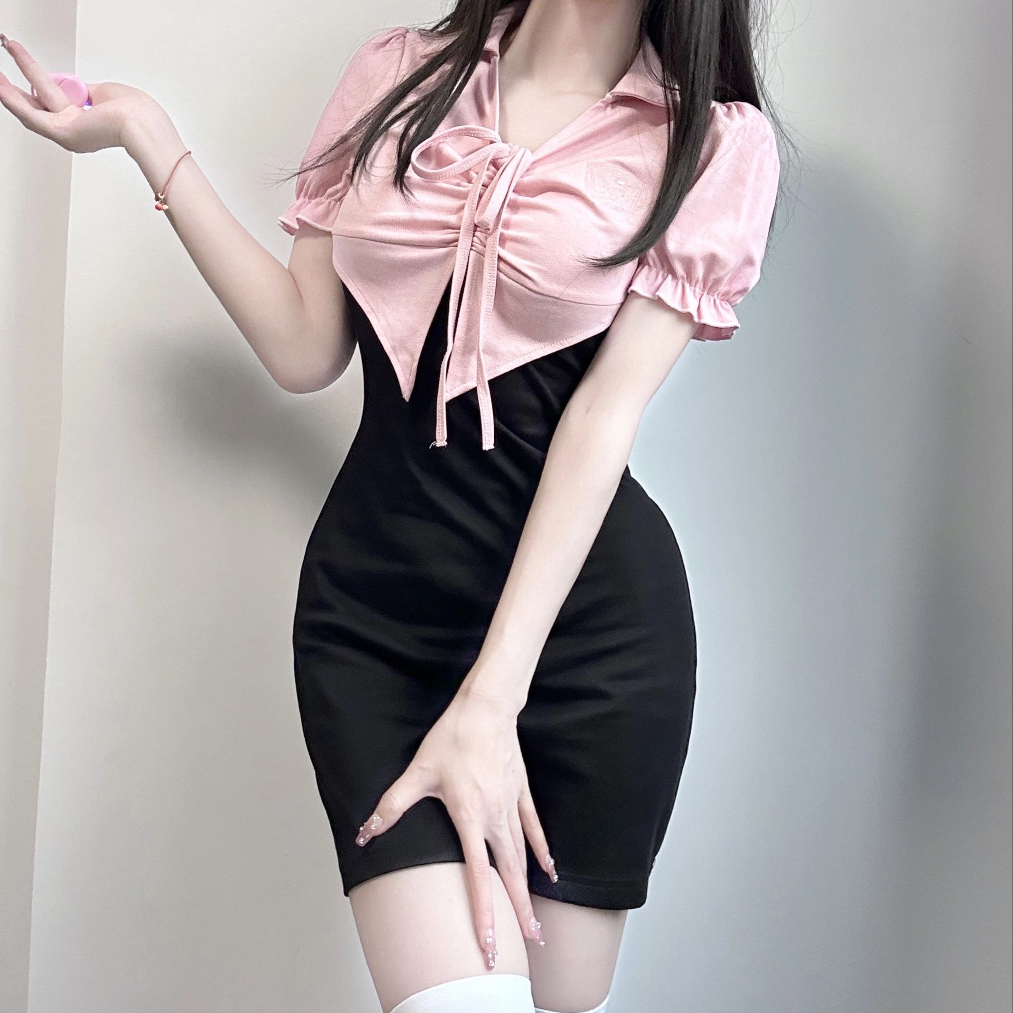 假两件收腰泡泡袖针织短袖连衣裙 女款 黑色
