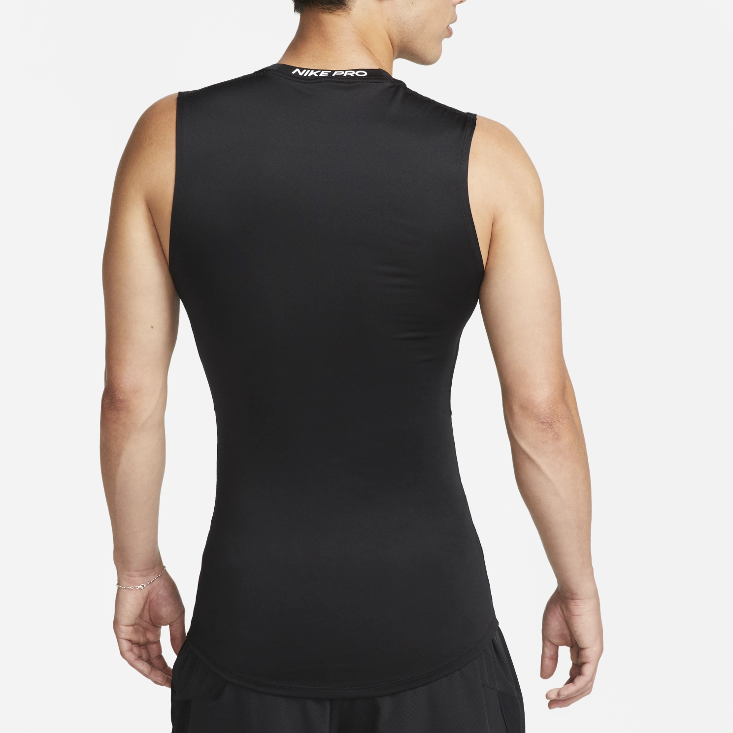 Nike Pro T
