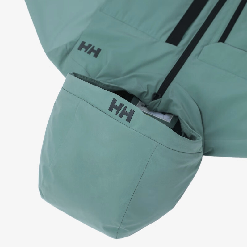 HELLY HANSEN