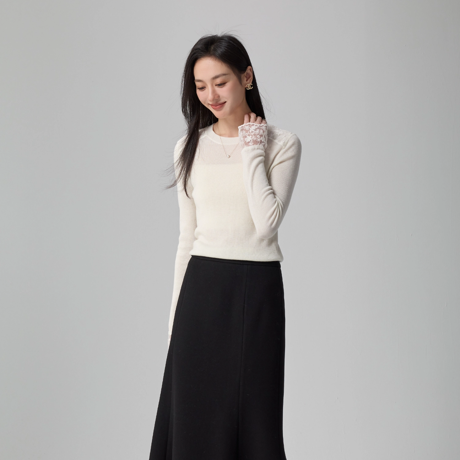 梨九九 蕾丝拼接衫女秋装女装打底衫潮针织衫 女款