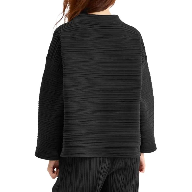 PLEATS PLEASE ISSEY MIYAKE