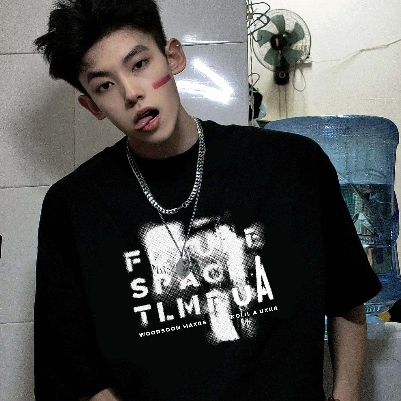 PAINT STAIN T