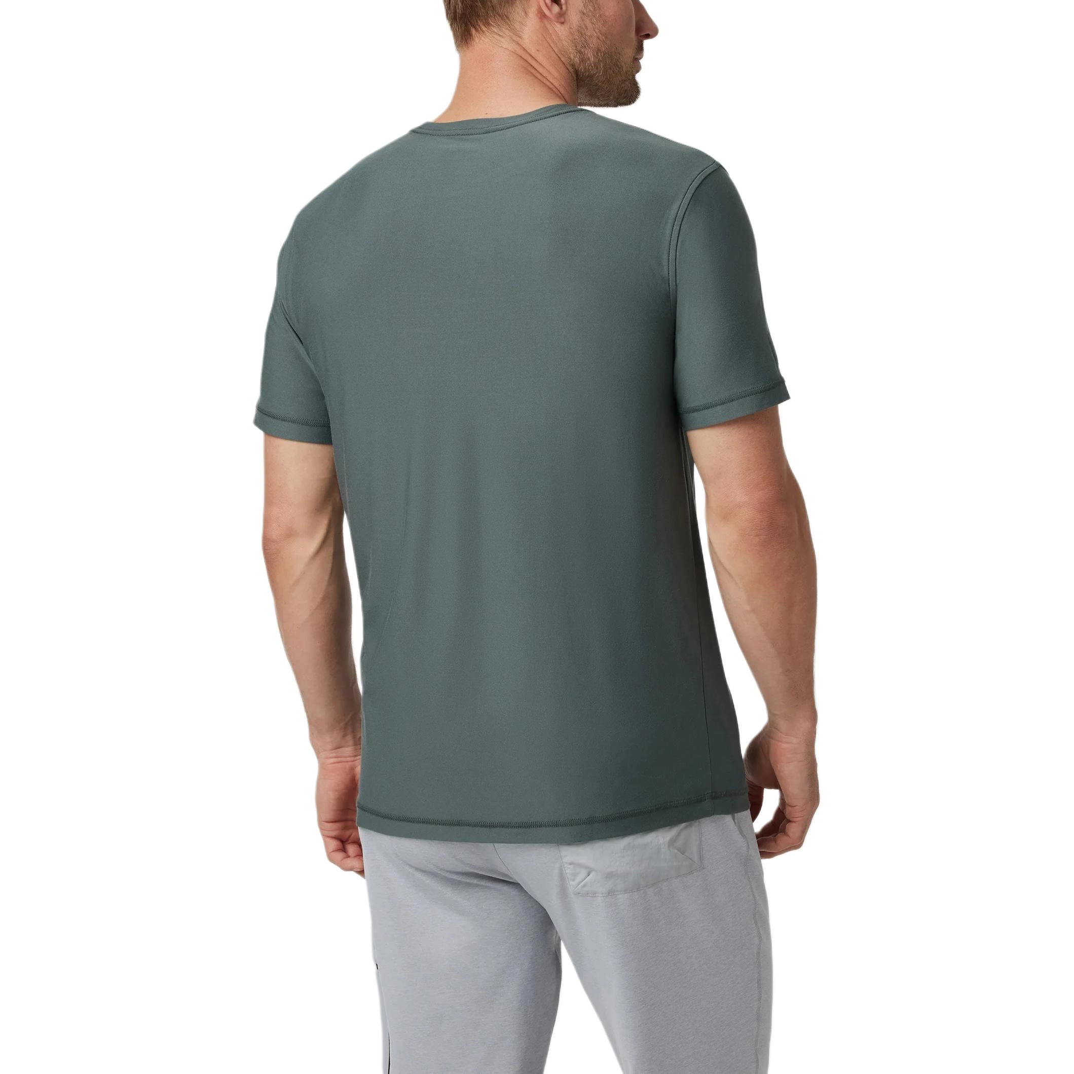vuori Strato Tech T