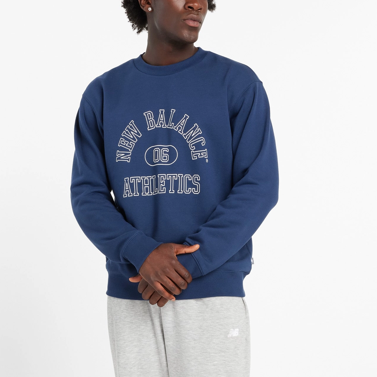 New Balance Graphic French Terry Sweat Crew logo