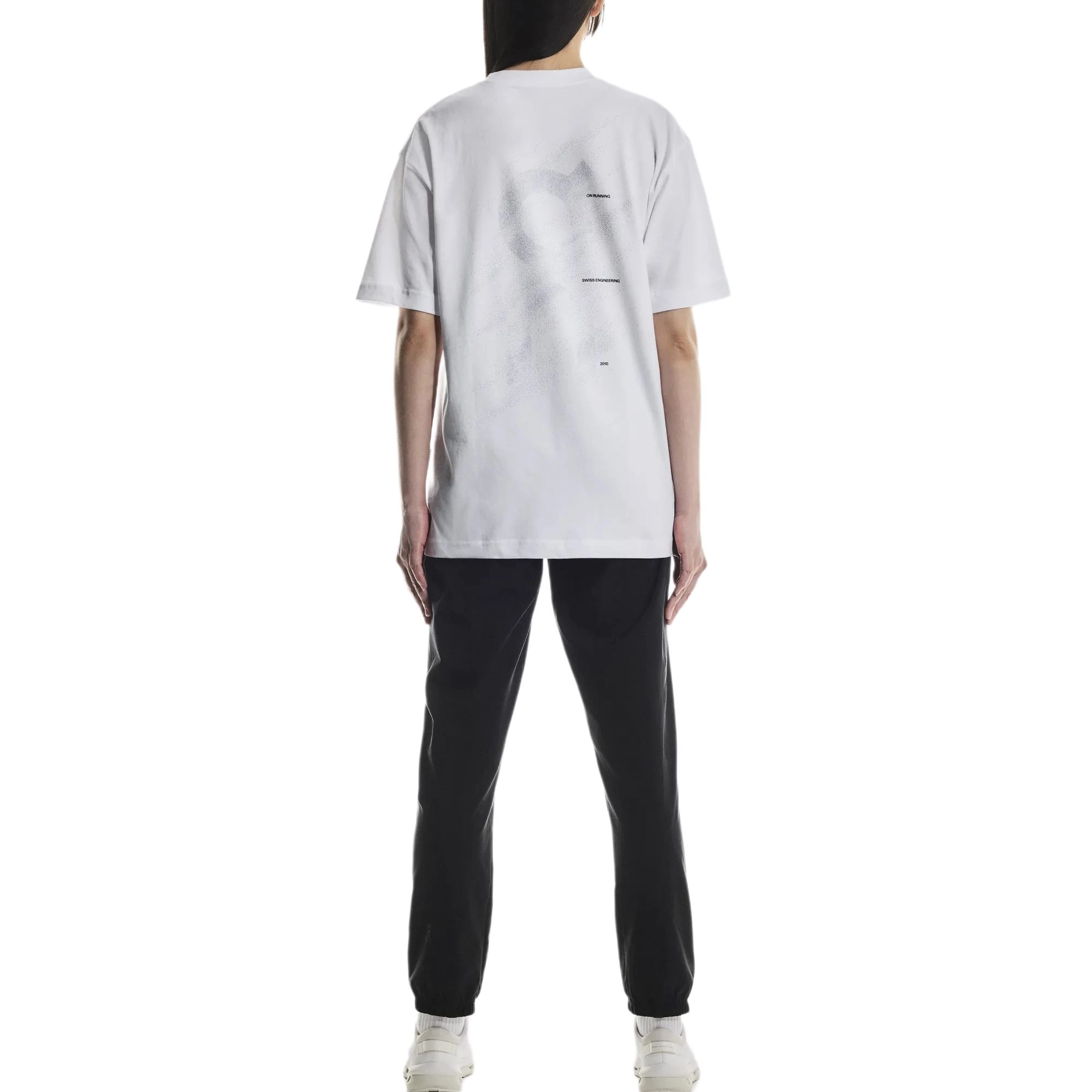 On Club Graphic T