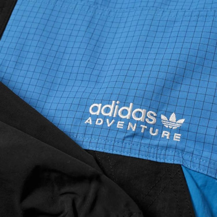 adidas originals FW22 Logo
