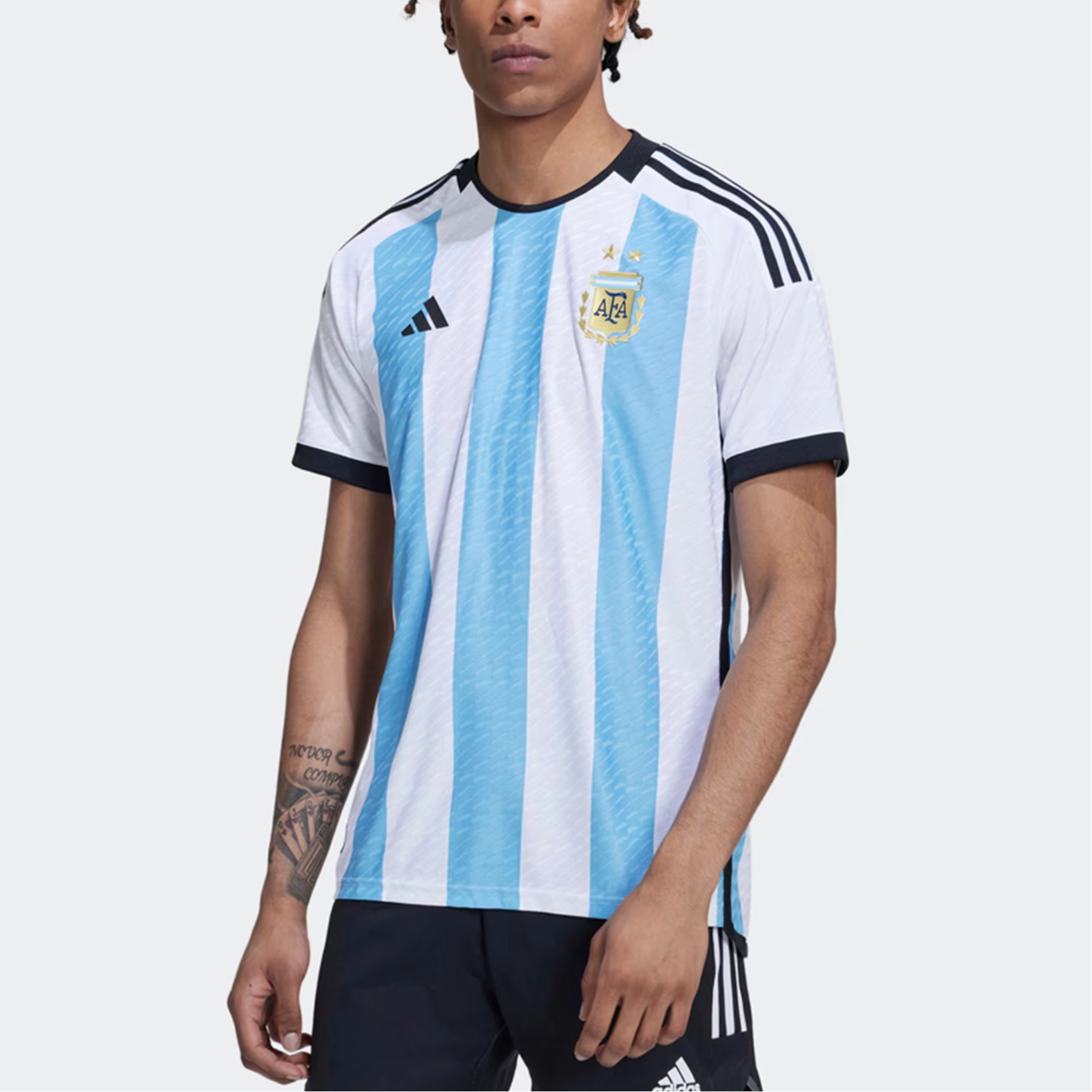 adidas 2022 Logo AU T