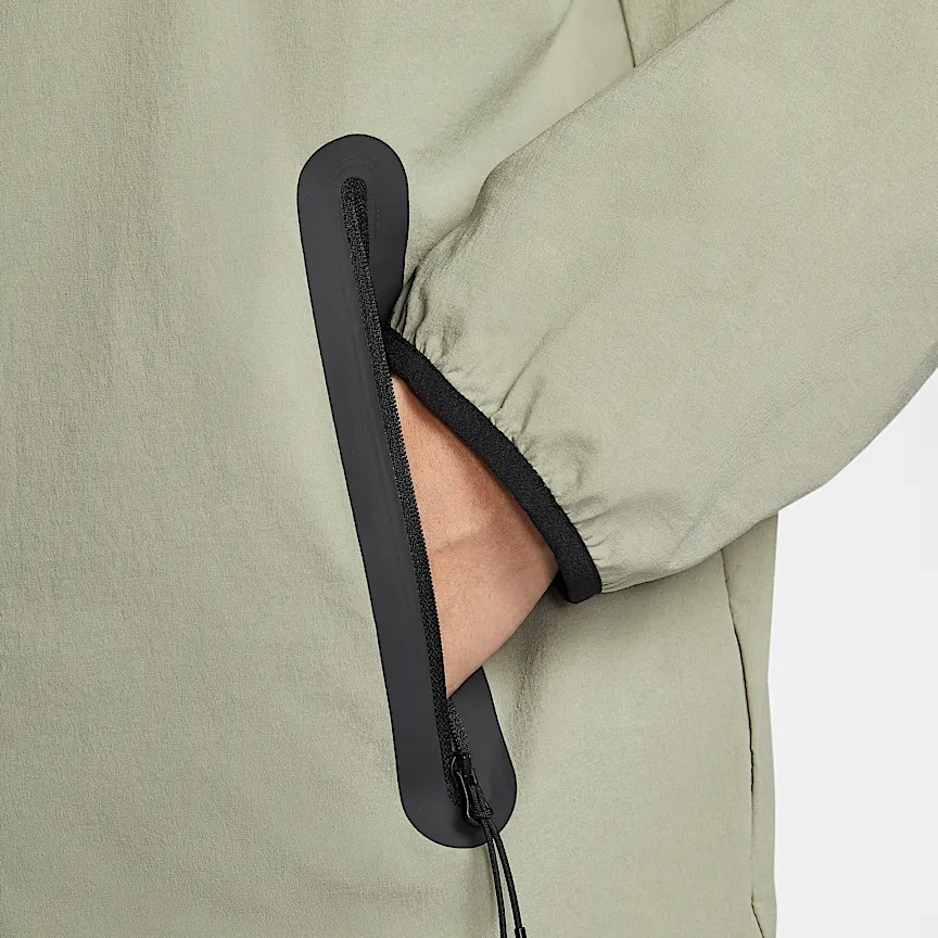Nike Tech Windrunner
