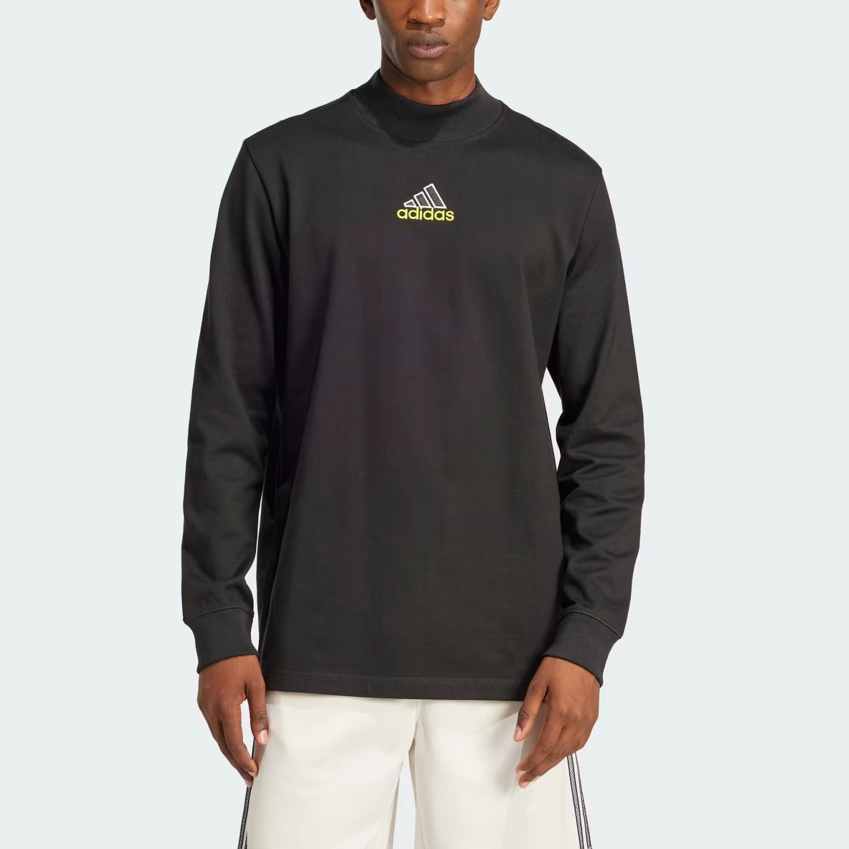 adidas Q1 logoT