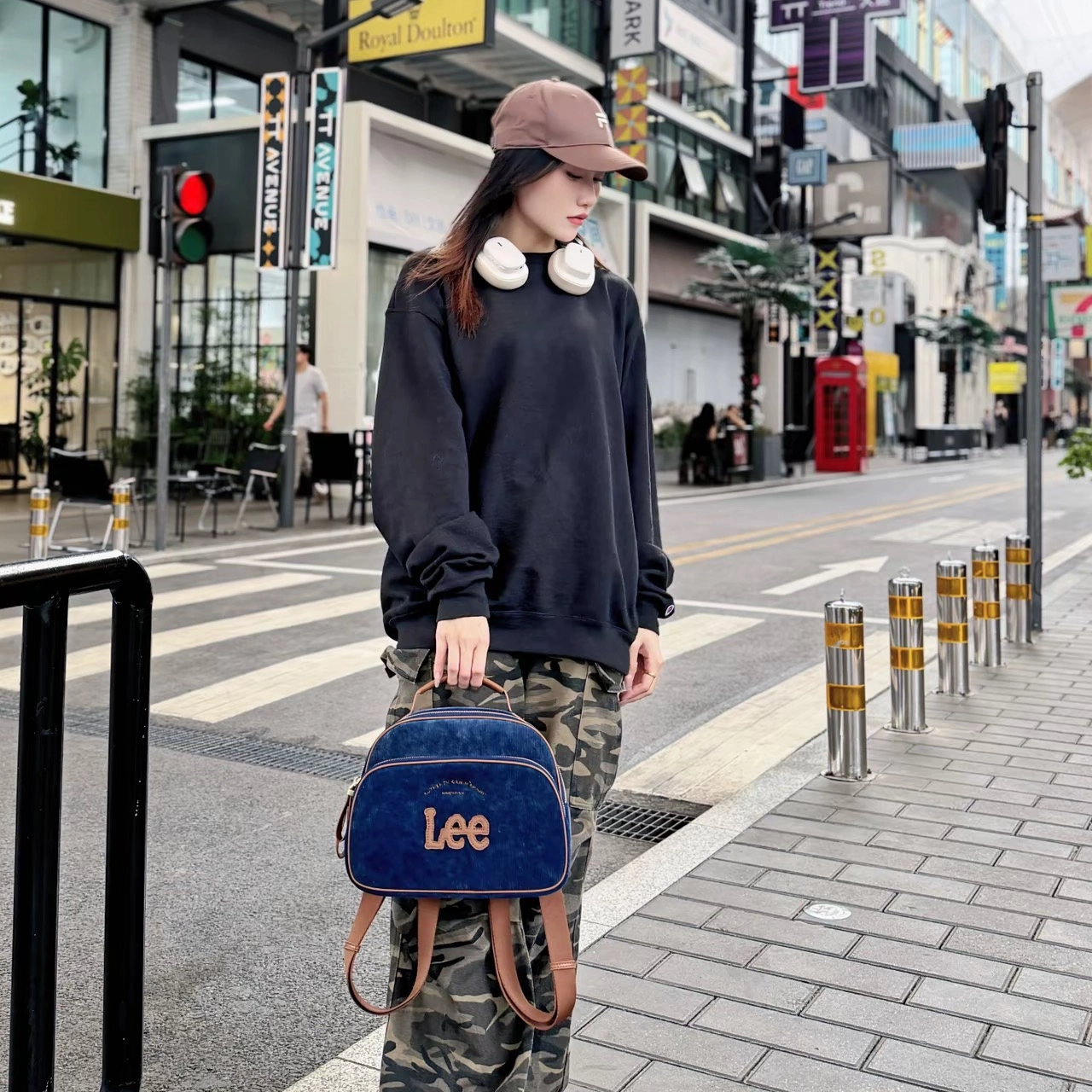 Lee