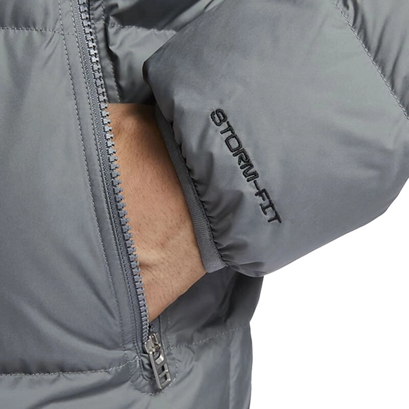 Nike SportswearStorm-FIT Windrunner