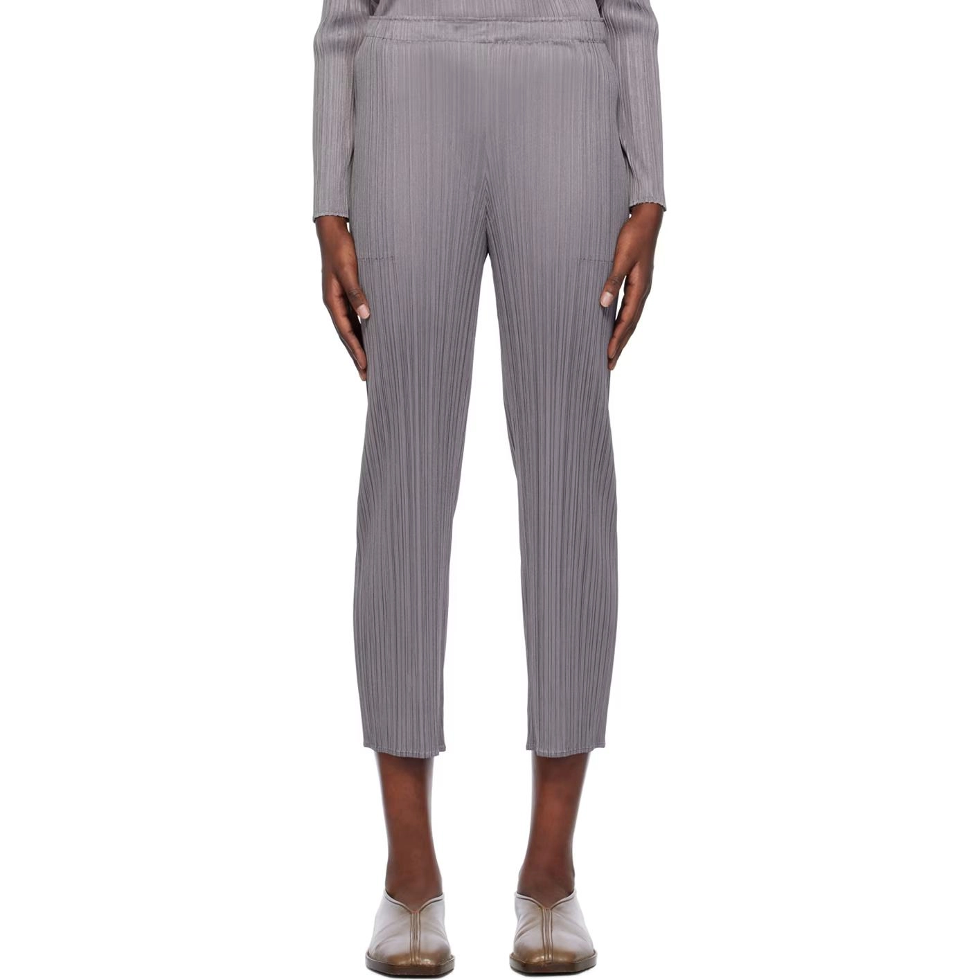 PLEATS PLEASE ISSEY MIYAKE