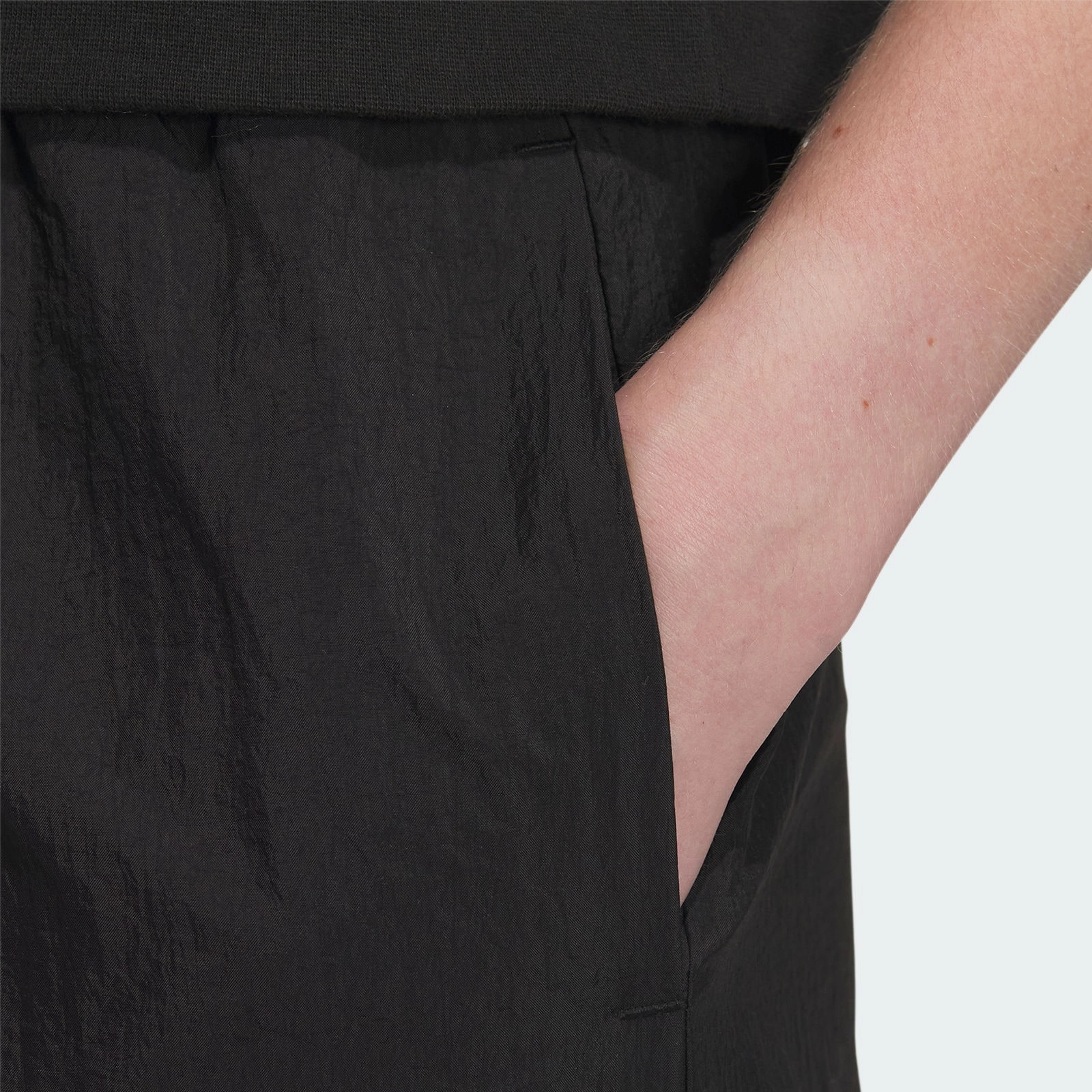 adidas neo W ESNT SHORTS Logo