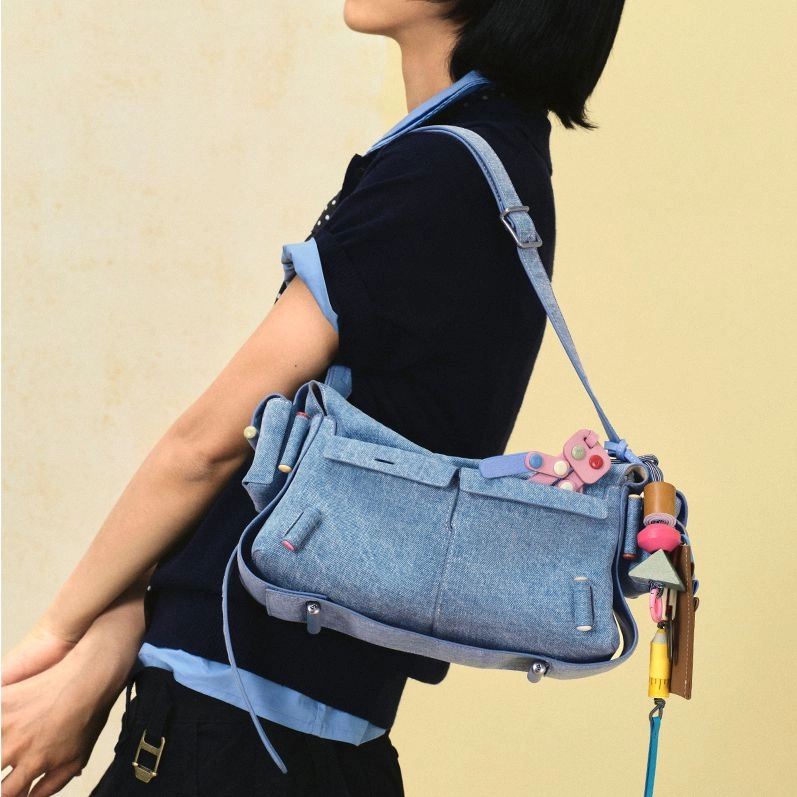 古良吉吉 积木系列设计感百搭 织物 斜挎单肩包 中号 女款 牛仔蓝