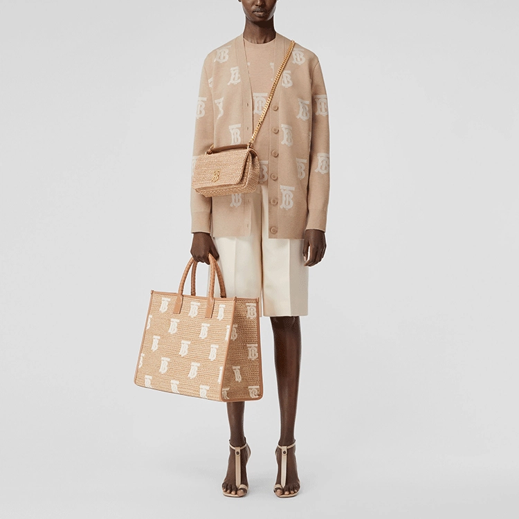 Burberry SS22