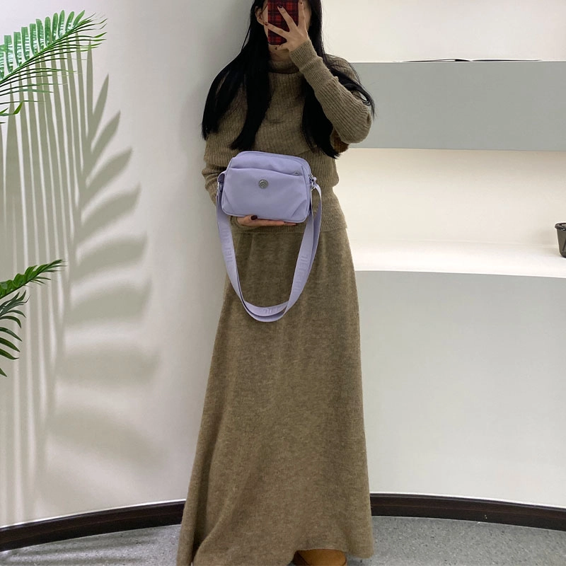 捷朗仕 百搭时尚通勤 尼龙 斜挎包 男女同款情侣款 多色