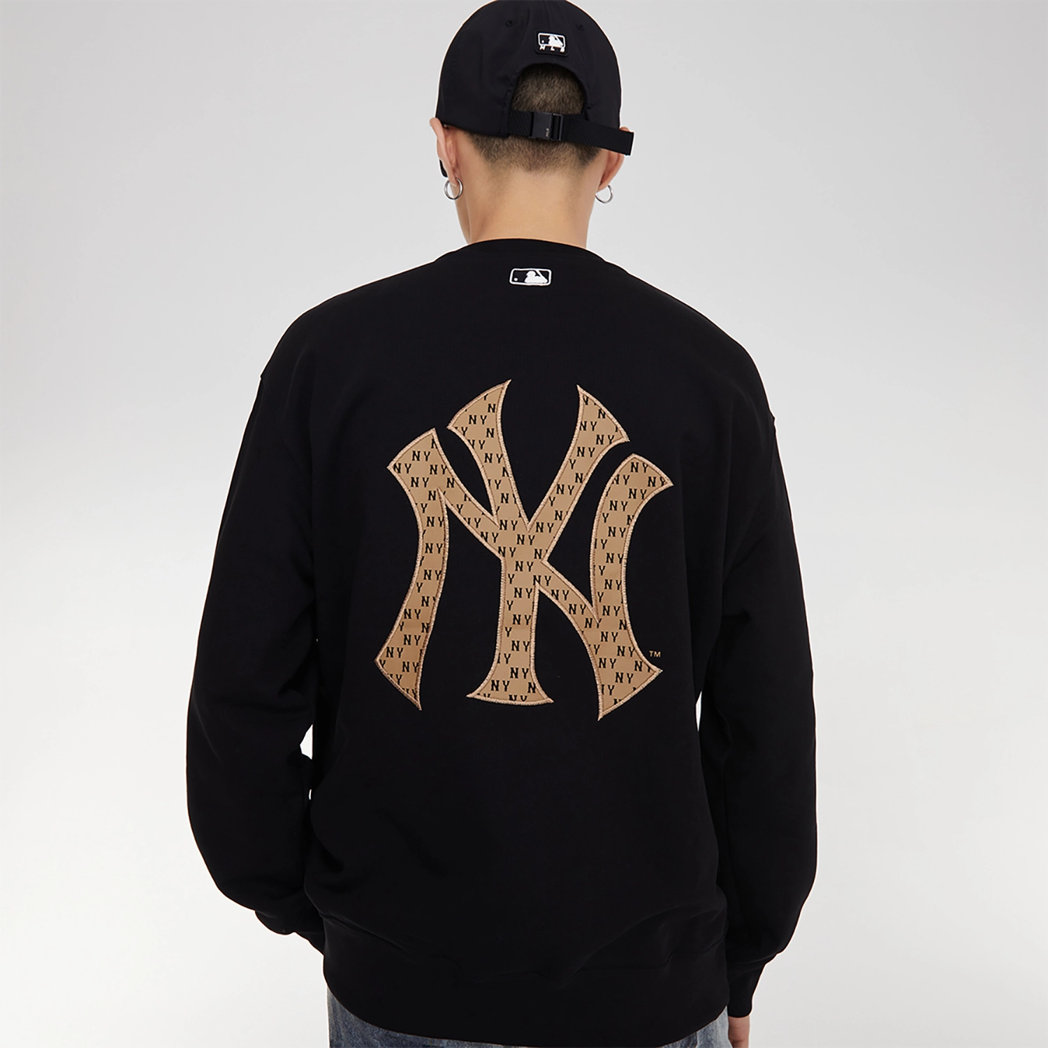 MLB 23FW Logo
