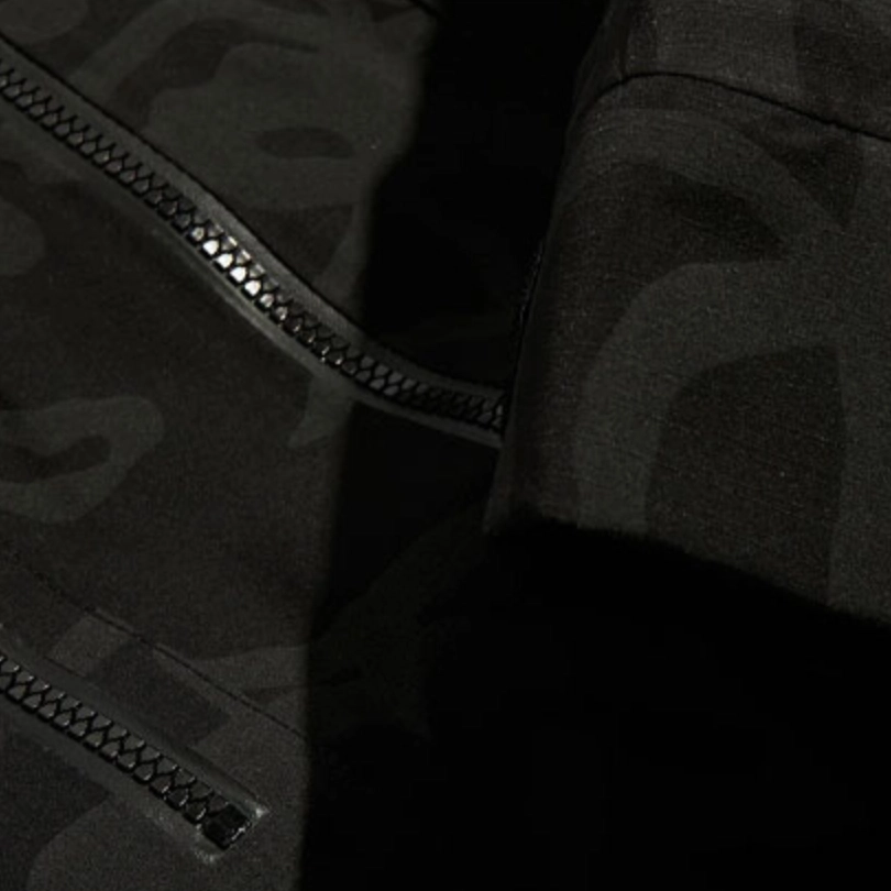 THE NORTH FACE x KAWS 1986 Moutain Jacket