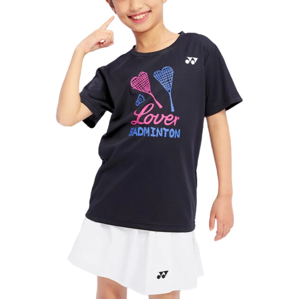 YONEX