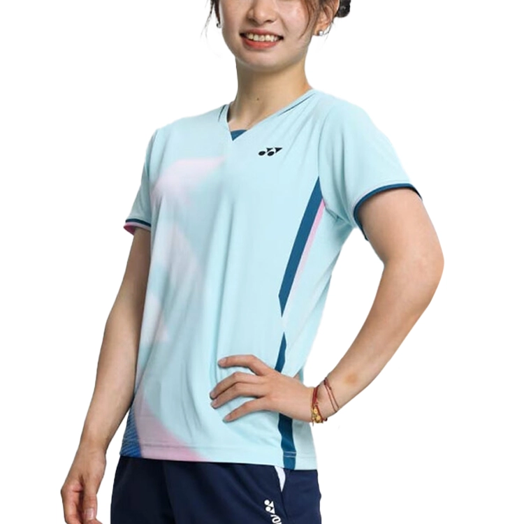 YONEX