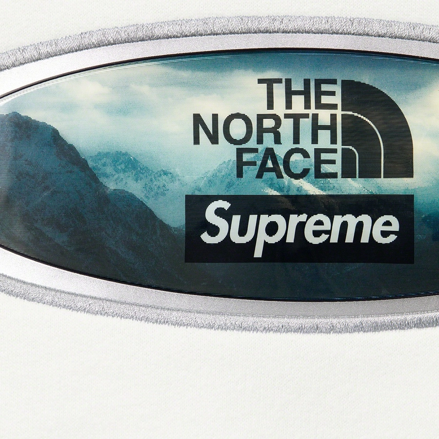 Supreme Week 9 x THE NORTH FACE FW21 TNF Lenticular Mountains Hooded Sweatshirt Logo
