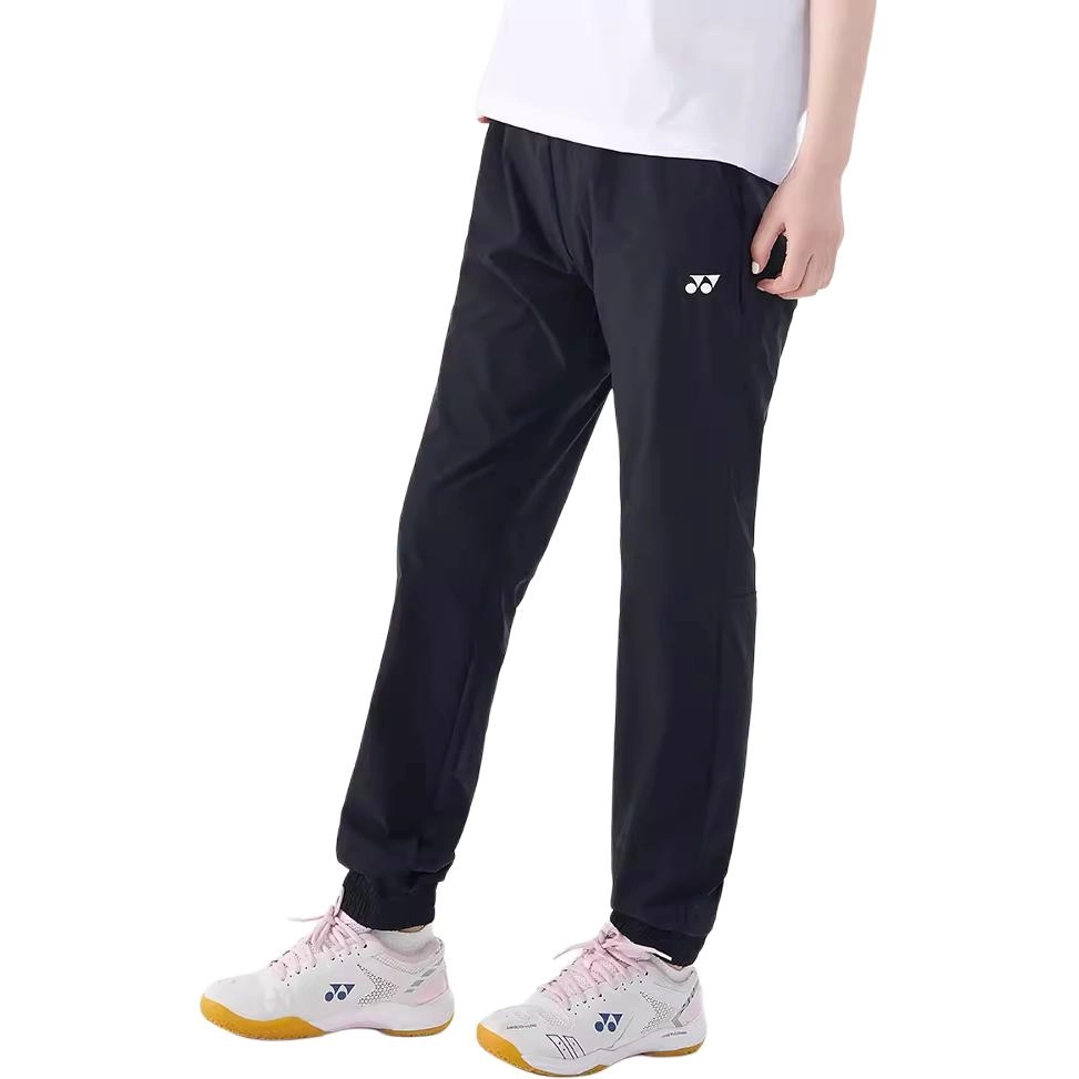 YONEX