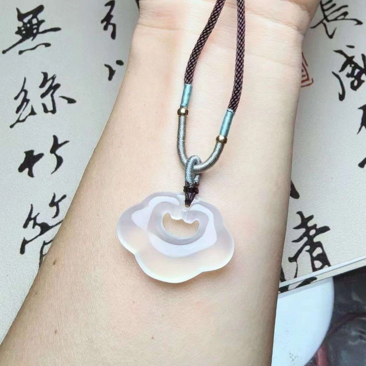 赐帛 吉祥富贵祥云锁平安锁 新中式国风显白转运招财纳福 平安喜乐 简约小众轻奢时尚百搭精致高级感 ＃好运 玛瑙 项链 男女同款情侣款