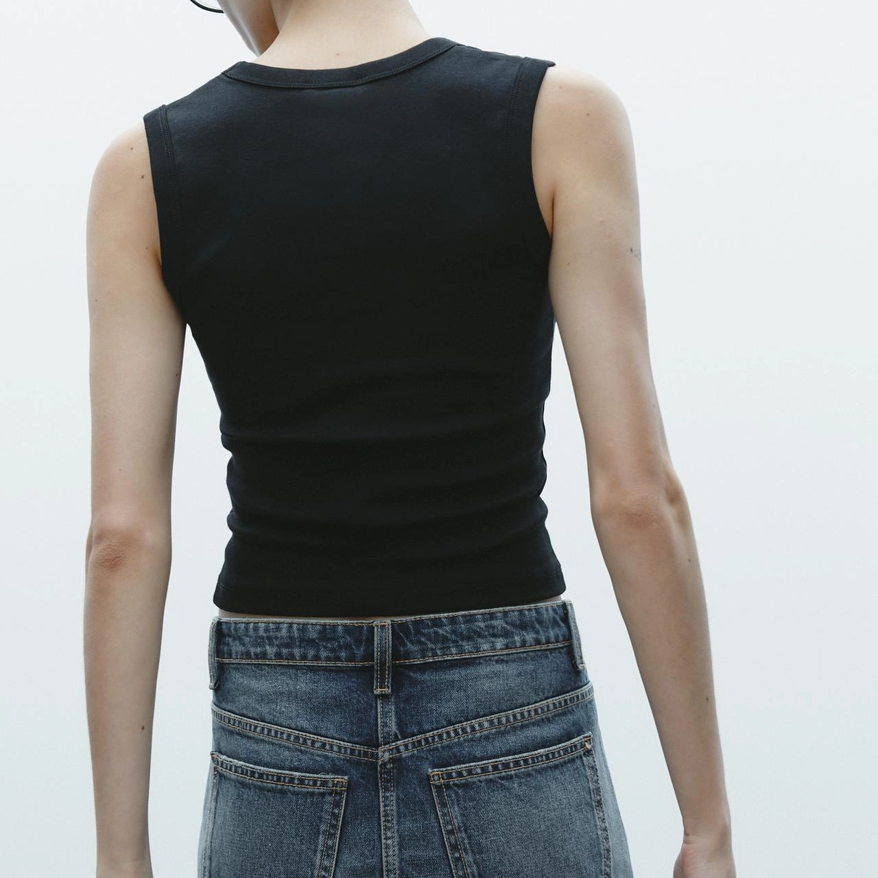 ZARA V