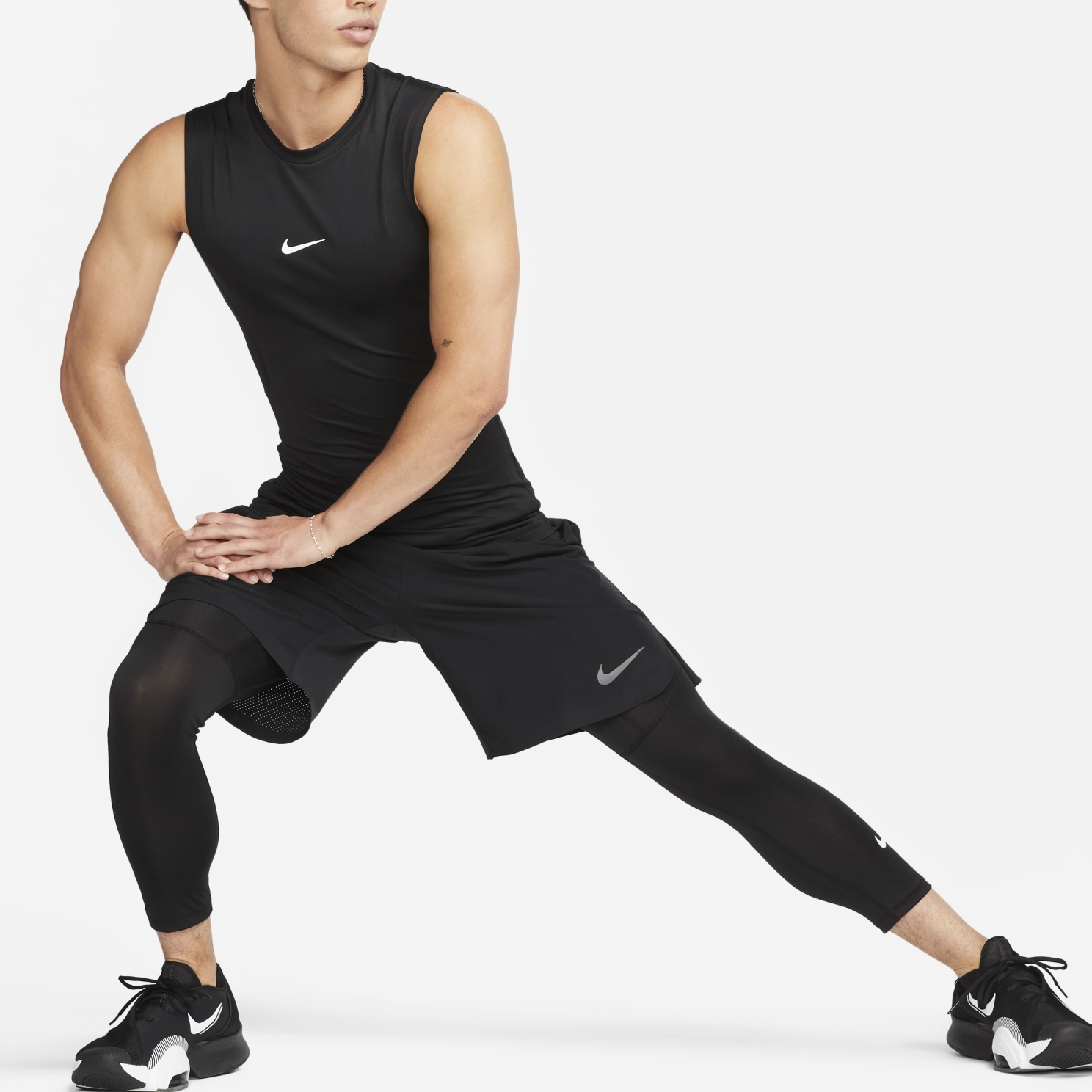 Nike Pro T