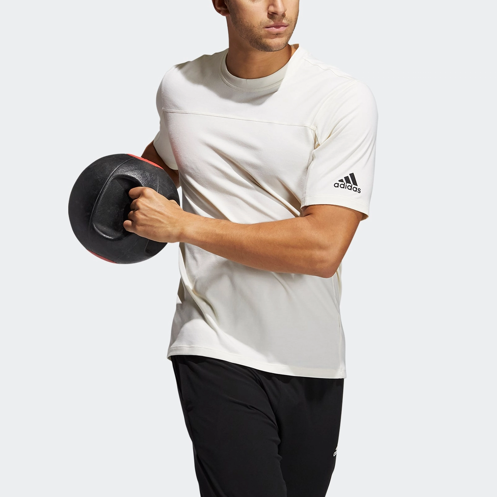 adidas AEROREADY logoT